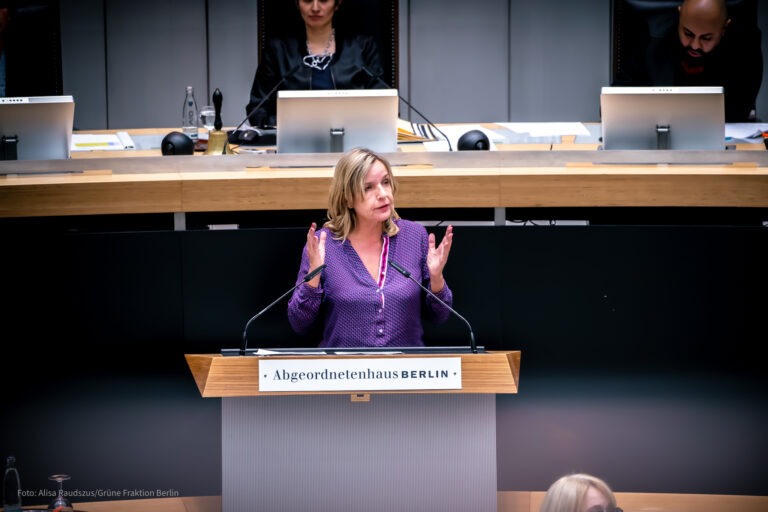 Plenarrede zum Antrag der Koalition „Die Situation von Endometriose- und Adenomyose-Betroffenen in Berlin verbessern“